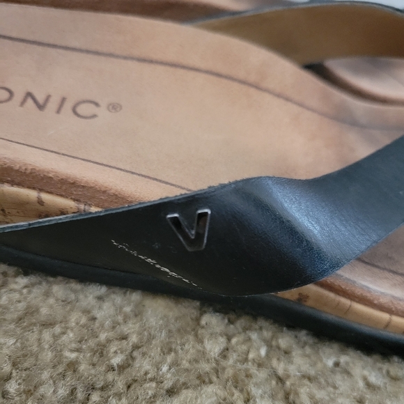 Vionic Daniela Leather Size 9 - Picture 5 of 7